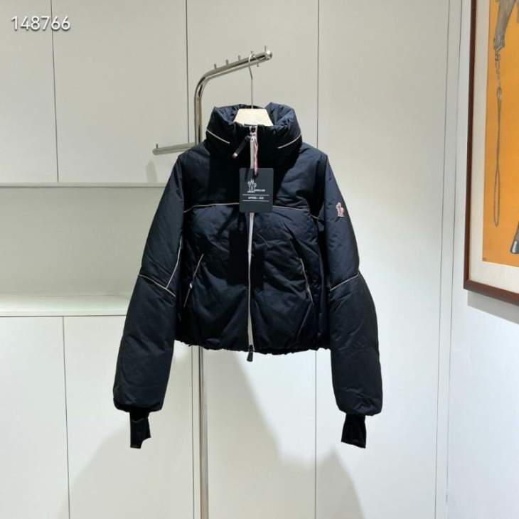 Picture of Moncler Down Jackets _SKUMonclersz0-326yr2537331